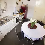 West Coast Luxury Apartment Split