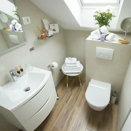 West Coast Luxury Split